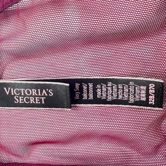 Victoria's Secret Very Sexy Shimmer Velvet Longline Balconet Bra 32B Whimsigoth - Picture 13 of 13